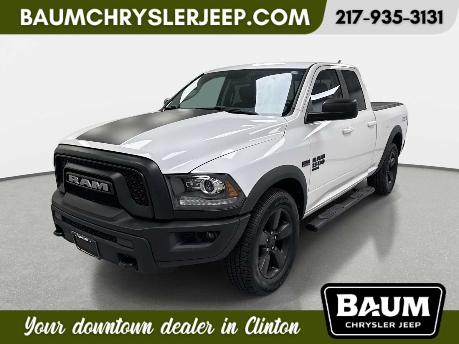 2019 RAM 1500 Classic Warlock Quad Cab 4x2 6'4' Box in Bright White Clearcoat — front three-quarter view